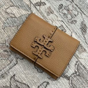 Tory Burch McGraw Flap Card Case